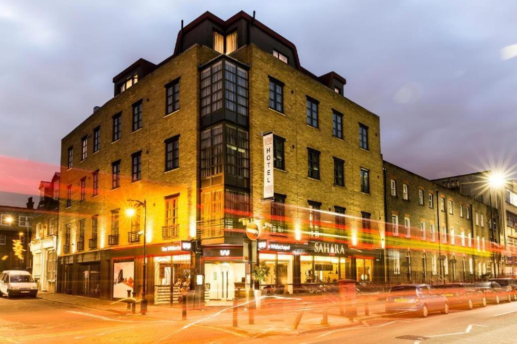 Отель The Whitechapel Лондон Экстерьер фото
